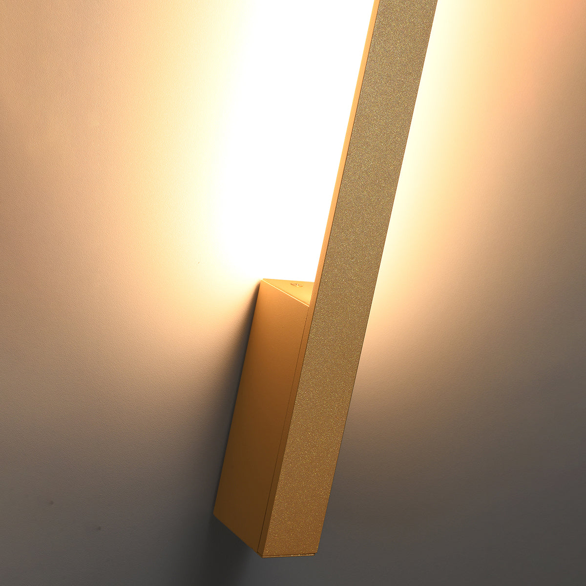 wandlamp-lahti-s-golden-3000k